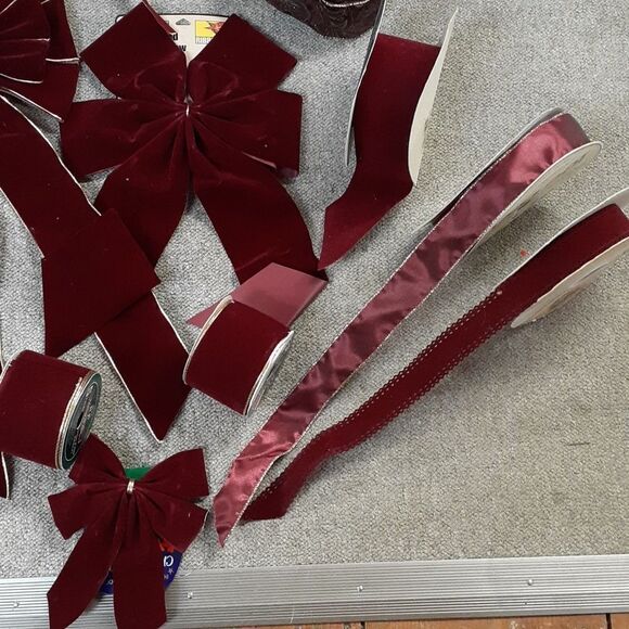 Mega lot of  ribbons & bows, great for crafts ,sewing, parties - Picture 3 of 6